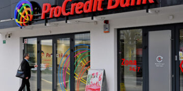 SKANDAL! Hakerat nxjerrin në shitje të gjitha të dhënat e klientëve të ProCredit Bank, nga listat e Call Center-ave deri te izraelitët