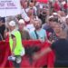 Protesta e 49-të kundër qeverisë, qytetarët marshojnë nga sheshi drejt Kryeministrisë