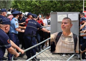Protestuesi i arrestuar hyn në grevë urie, avokati: Policia e ka dhunuar edhe pse shfaqi kriza epilepsie