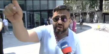 Shpërthen protestuesi: Ne u japim ujë policëve dhe ata na dhunojnë pa mëshirë, tani do përballen realisht me popullin