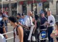 “Hapni rrugën”/ Policia  e fut parlamentin në “shtetrrethim” të plotë, qytetarët përplasen me efektivët