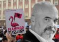 Tirana dhe Revolucioni i Flamingove: Një protestë kundër pushtetit dhe frikës