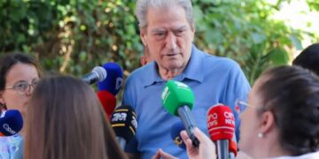 Berisha: U vodhën 130 mln euro nga djegësi i Tiranës, dhe asnjë zyrtar nuk është prangosur