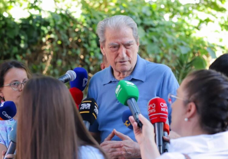 Berisha: U vodhën 130 mln euro nga djegësi i Tiranës dhe asnjë zyrtar nuk është prangosur