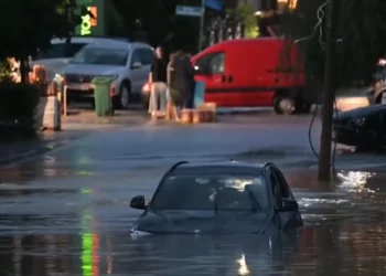 Pritet stuhi ekstreme, alarm maksimal/ Shqipëria në nivel rreziku 1, Kosova nivelin më të lartë, 3