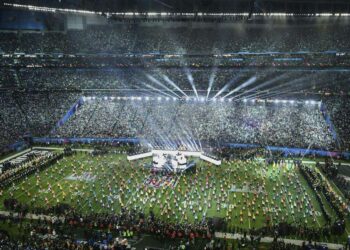 FIFA vendos sa do të zgjasë spektaklin në finalen e Botërorit