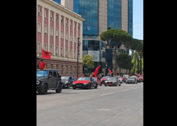 Berisha publikon pamjet: Shqiptarët nga të katër anët e dheut po vërshojnë në Tiranë