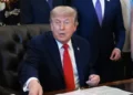 Trump tarifon botën, BE dhe disa vende reagojnë ashpër: A është Shqipëria në listë?