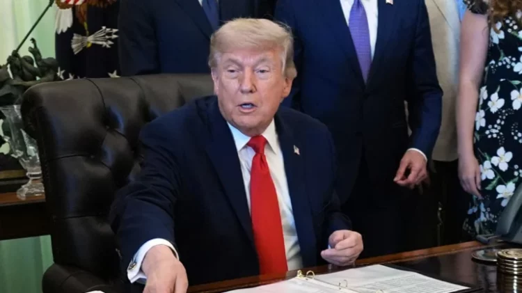Trump tarifon botën, BE dhe disa vende reagojnë ashpër: A është Shqipëria në listë?