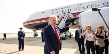 Përplasja e Trump me median/ Gazetarët e “New York Times” në gjyq për rrjedhje të informacioneve për “Air Force One”