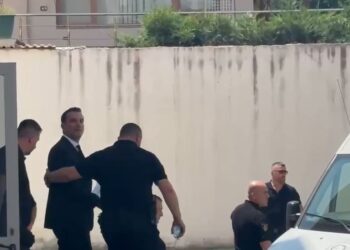 “Unë pa punë jam! “Mungon avokati mbrojtës, shtyhet seanca e Erion Veliajt në Gjykatën Administrative