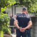 Ngjarje e rëndë në Fier! Burri vret ish-vjehrrin dhe plagos ish-vjehrrën, merr peng ish-bashkëshorten e tij