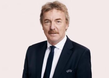 Ish-sulmuesi i Juventusit: Pirlo duhet të kërkojë falje dhe të ndërpresë kontratën me agjencinë e basteve