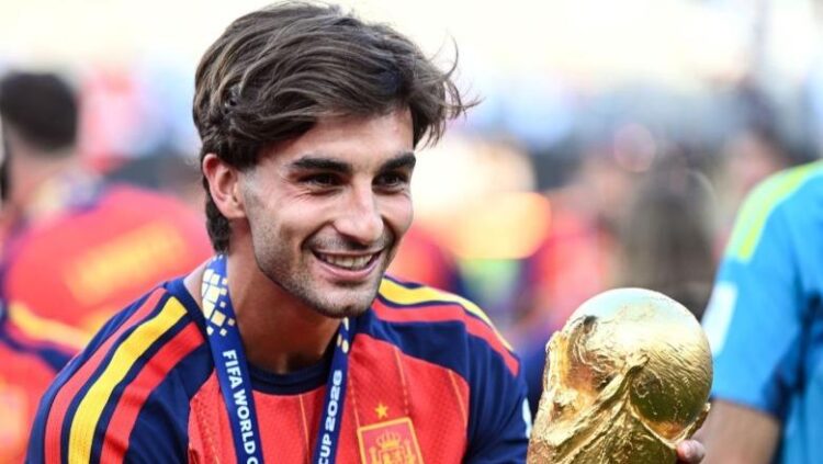 Ferran Torres nuk del në stërvitje, Barcelona e shet te Paris SG! Vlahovic firmos me Besiktas