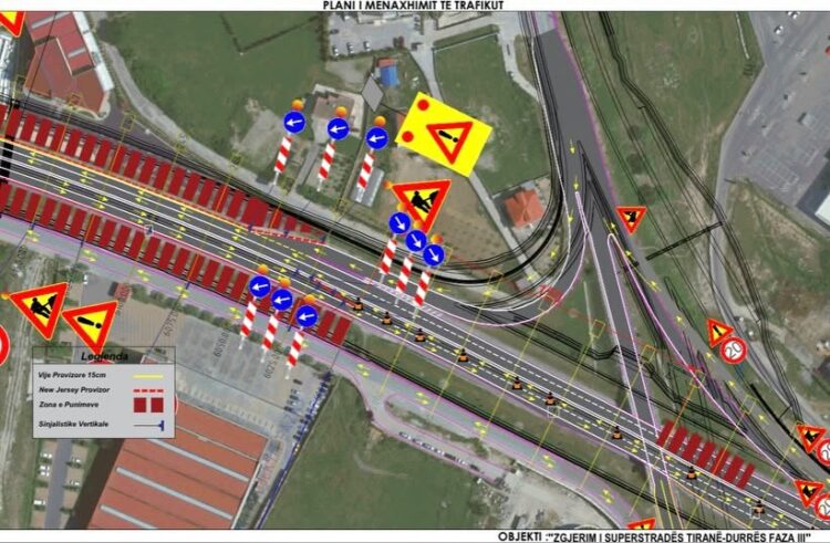 Punimet për autostradën, bllokohet aksi Tiranë-Durrës në mesnatë