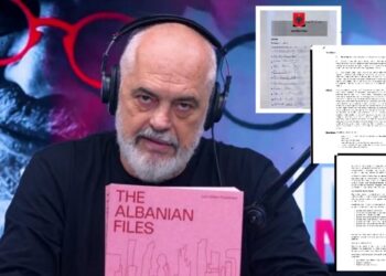 170 protestues në SPAK kundër Ramës/ “Albanian Files” dhe tre projektet e bujshme në lupën e hetimit