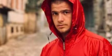Pamjet e arrestimit të autorit të vrasjes së 20-vjeçarit në Korçë (VIDEO)