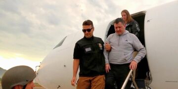 Pas ekstradimit, reagon Ambasada e SHBA: Nuk do të ketë strehë për ata që i shmangen drejtësisë