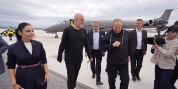 Përplasja mes Pacollit dhe Ademit në Aeroportin e Vlorës, qeveria drejt anulimit të koncesionit