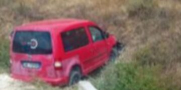 Aksident në Malin e Tomorrit, 6 të plagosur! Shoferi dhe e shoqja përfundojnë te ‘Trauma’