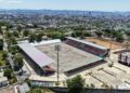FSHF vijon investimet në “Arena e Demave”, avancojnë punimet për bazamentin dhe sistemin e vaditjes së fushës