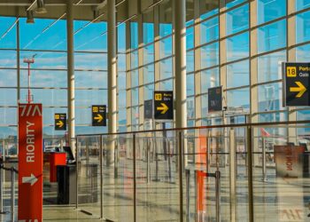 Përkrah gjigandëve botërorë, Aeroporti Ndërkombëtar i Tiranës mes finalistëve për çmimin “Aeroporti i Vitit 2026”