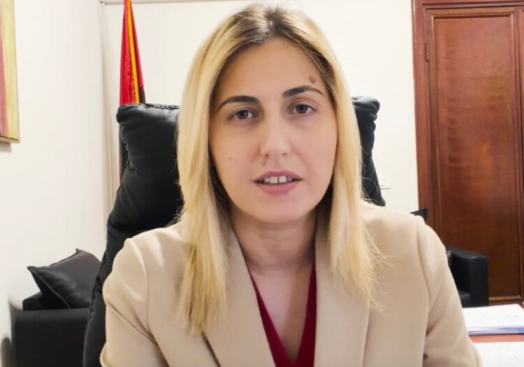 “Tre muaj pa furnizim me ujë”, Ina Zhupa: Dështimi i bashkisë Sarandë, 400 mijë euro të shpenzuara dhe askush nuk jep llogari