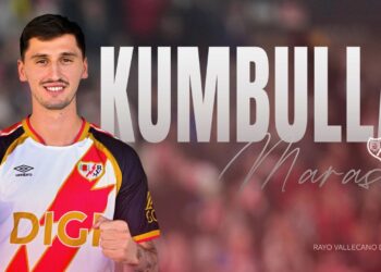Kumbulla nuk lëviz nga Spanja, Roma e huazon përsëri qendërmbrojtësin