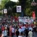 Mediat ndërkombëtare i bëjnë jehonë protestës: Shqiptarët vazhdojnë të kërkojnë dorëheqjen e panegociueshme të kryeministrit