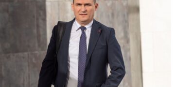 SPAK sqaron kallëzimin ndaj Altin Dumanit në Itali: Petrit Çela kërkoi përjashtimin e prokurorit