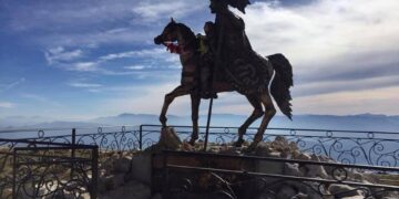 Pelegrinazhi dhe historia e Abaz Aliut që pushoi 5 ditë në malin e Tomorrit
