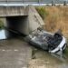 Aksident në autostradën Fier-Lushnjë, “Audi” del nga rruga dhe përfundon në nënkalim