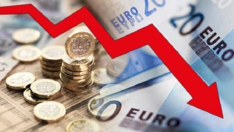 Këmbimi valutor 1 gusht/ Me sa blihen e shiten dollari dhe euro, çfarë ndodh me monedhat e tjera