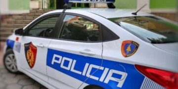 Mori në banesë të miturin dhe e ngacmoi seksualisht për dy orë, arrestohet 31-vjeçari