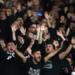 Tifozët bëjnë ‘çmenduri’ për idhullin e tyre, shkojnë në aeroport për të ndaluar transferimin