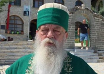 Pelegrinazhi në Tomorr, mijëra besimtarë iu drejtuan teqesë së Kulmakut, Baba Mondi: Mirëkuptim dhe të bashkuar
