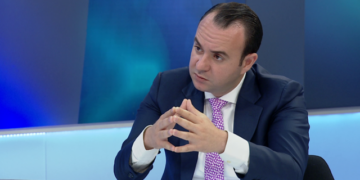 ‘Kronika e zezë dominoi turizmin’/ Balliu: Në fund të sezonit, po numërohen vrasjet, atentatet dhe shpërthimet