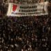 Edhe diaspora në protestë, pankarta me mesazhin e qartë: Shqiptarët e bashkuar, pushteti i tmerruar!