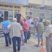 Fermerët protestojnë para Bashkisë Kukës për mungesën e ujit vaditës: Respektoni marrëveshjen