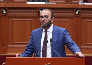 Pagat e gjyqtarëve/ Gazment Bardhi sulmon qeverinë pas vendimit të KLGJ-së: Po rrezikohet shteti i së drejtës!