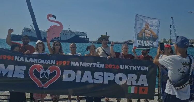 Bijtë e anijes “Vlora” rikthehen në atdhe, do t’i bashkohen protestës kundër qeverisjes së vendit