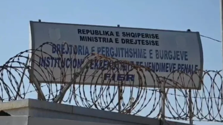U dërgua me ambulancë në spital, humb jetën i dënuari në burgun e Fierit (Emri)