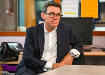Mashtrohet kryeministri britanik, Burnham shkëmbeu mesazhe me personin që hiqej si shefja e stafit të Trump