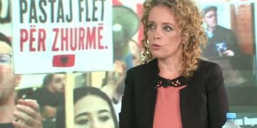 Rama i quan protestuesit ‘sorra’, Edlira Çepani: Ai tregon frikë, protesta po sjell një model të ri