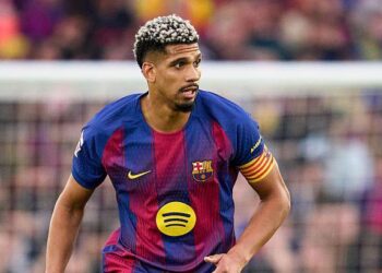 Lëvizje surprizë te Barcelona, Ronald Araujo kalon me huazim te Liverpool