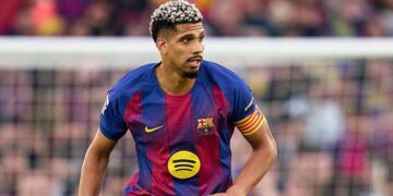 Lëvizje surprizë te Barcelona, Ronald Araujo kalon me huazim te Liverpool