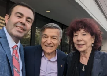 Pas Walkerit, edhe ish-kongresmeni DioGuardi i shkruan liderëve partiakë dhe propozon Faton Bislimin për president