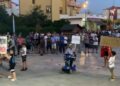 Kundërshtojnë shkrirjen e bashkisë, banorët e Divjakës për të pestën ditë në protestë