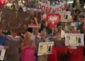 Protesta e 72-të në Tiranë, qytetarët marshojnë drejt Kryeministrisë: Rama jepe dorëheqjen!