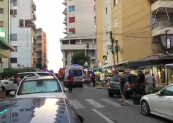 Zjarr në një apartament te Shkëmbi Kavajës, 6 persona në spital nga asfiksia